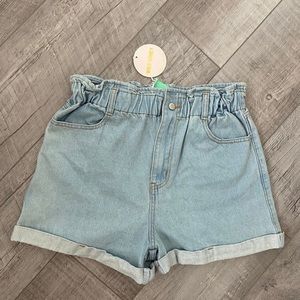 Wild Honey‎ Medium High Waisted Demin Hot Shorts Elastic Waist Light Wash